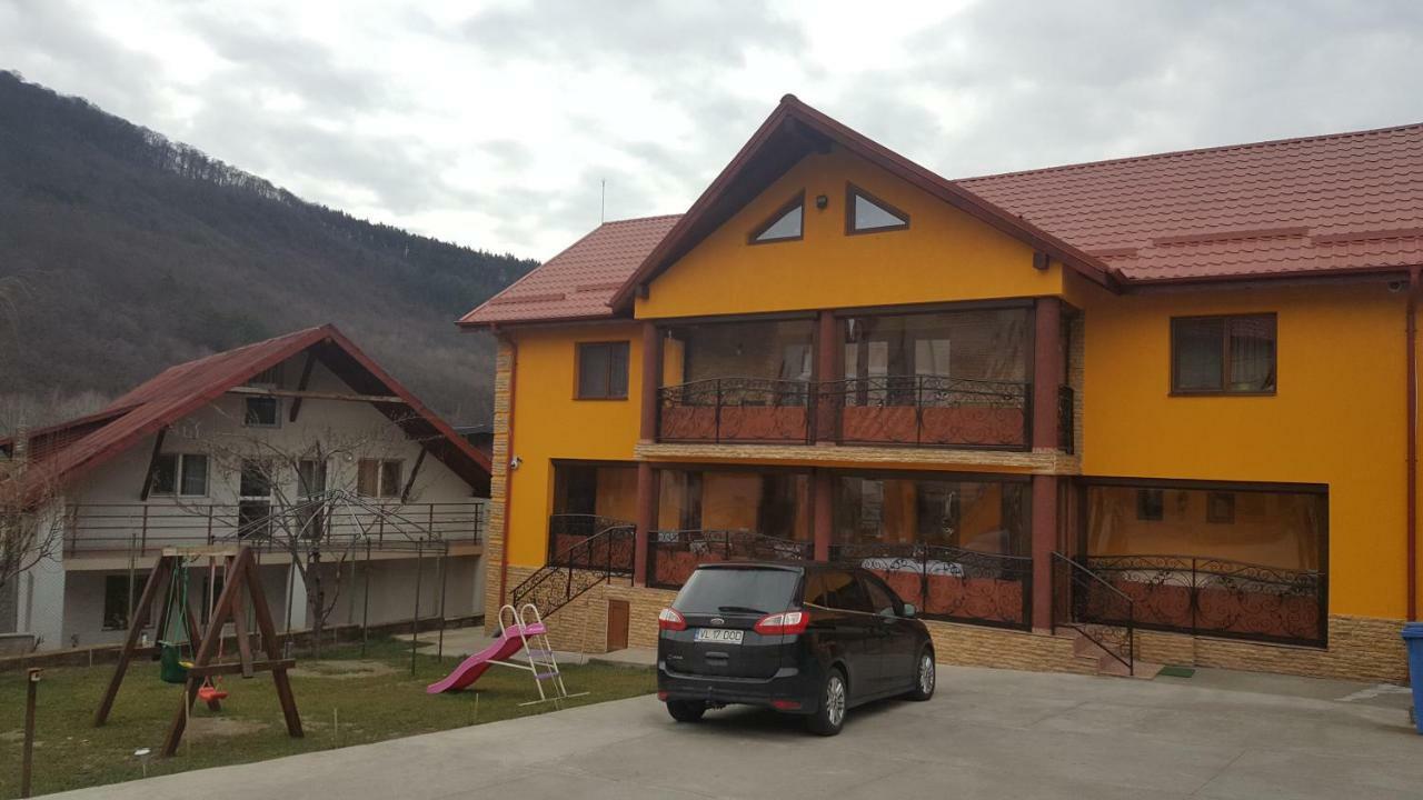 Casa Dodoc Hotel Caciulata Luaran gambar